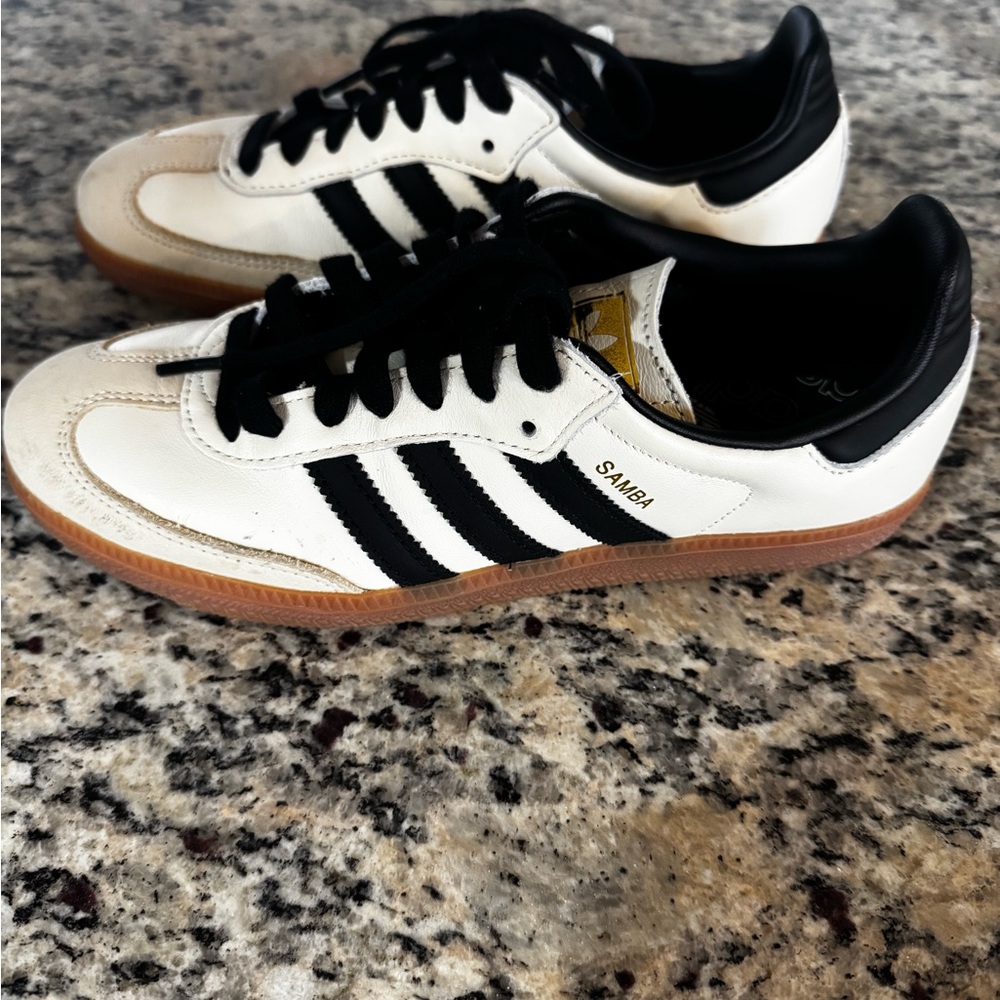 Adidas Samba Cream/Black Sneakers